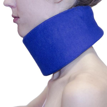 Protection en polyester pour cervicales