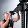 Station de musculation compacte et performante pour home gym