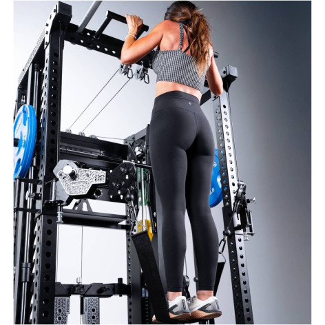 Machine all-in-one pour force, hypertrophie et conditionnement physique