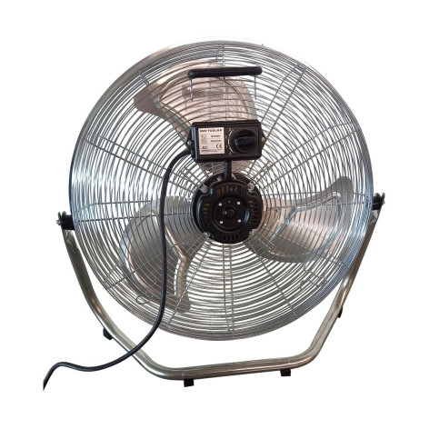 Ventilateur pour espace sportif