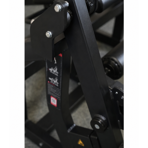 Leg extension machine