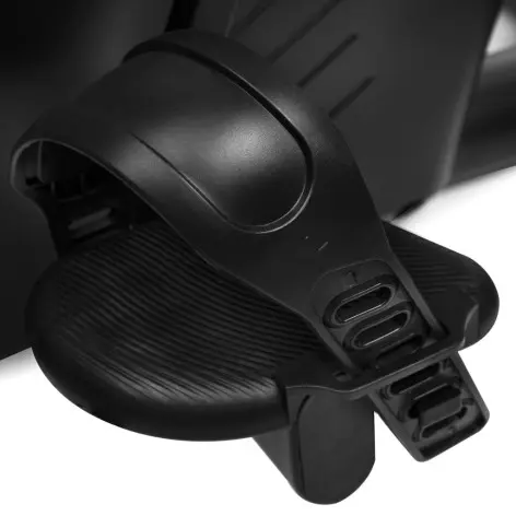 Pédales antidérapantes avec sangles pour une adhésion idéale