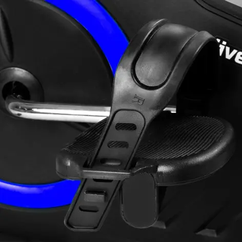 Pédales antidérapantes avec sangles ajustables