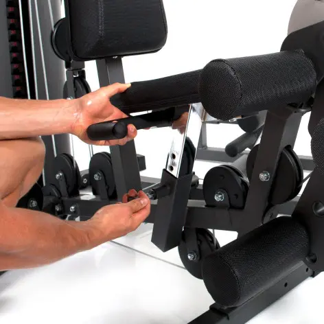 Station de musculation Hammer ultra-complète avec 40 options d'entraînement - vue 8