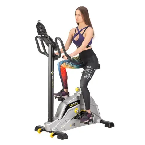 Vélo d'entraînement avec tableau de bord pour le suivi des performances - vue 4