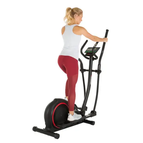 Vélo elliptique de cardio pour effectuer exercices de remise en forme - vue 2