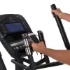 vélo d'entraînement elliptique pour séance de cardio-training - vue 5