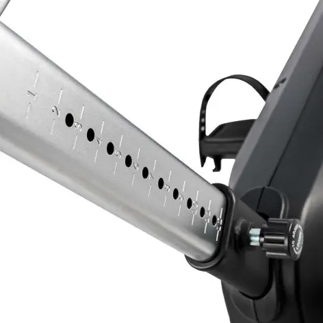 Vélo stationnaire de remise en forme - Cardio-training en studio - vue 6