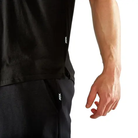T-shirt sportswear noir de marque ATX avec manches confortable - vue 4
