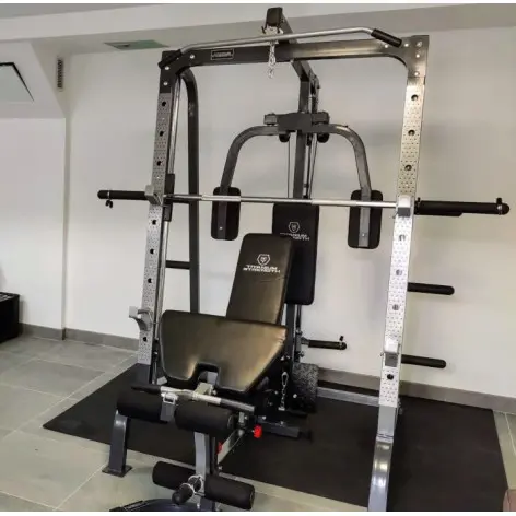 Multipower smith machine avec équipements divers pour training complet du corps - vue 2