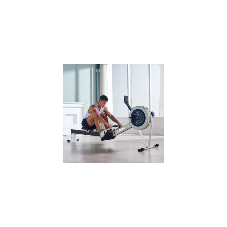 Rameur de sport pour training d'aviron.
