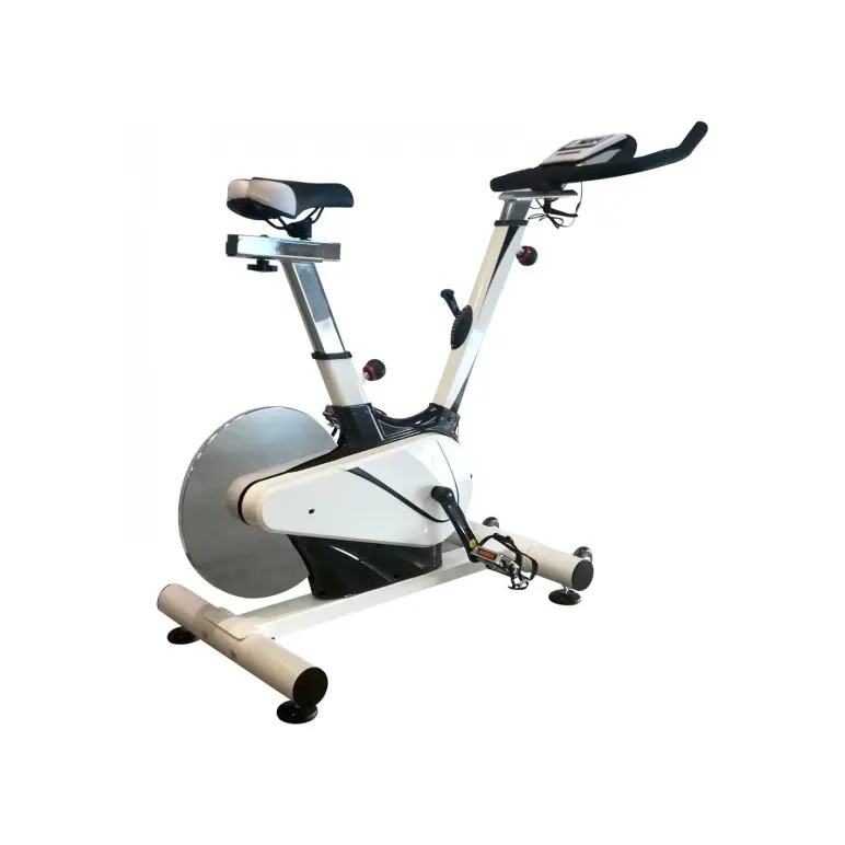 Vélo de spinning pour cross training.