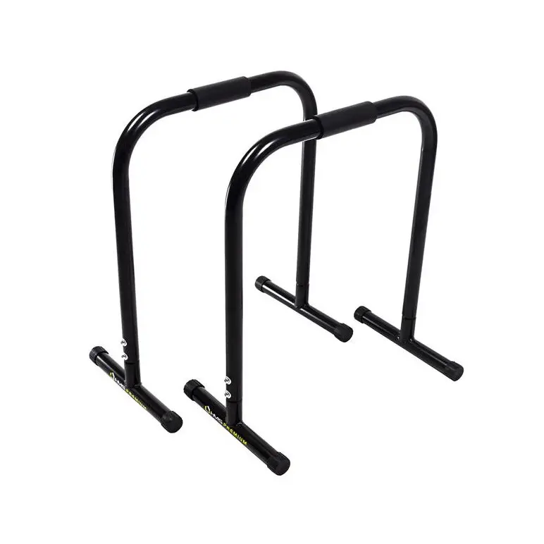 Barres parallèles de fitness pour trainings au poids du corps.