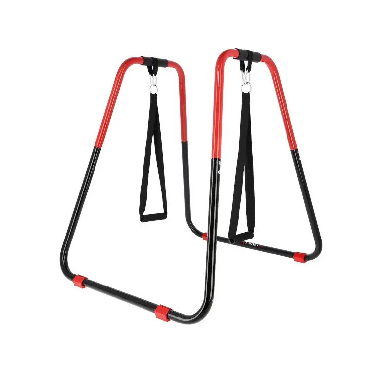 Barres parallèles avec sangles pour activation des muscles.