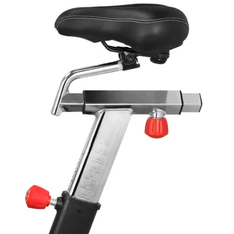 Vélo air bike pour cardio-training avec tableau de bord - vue 8