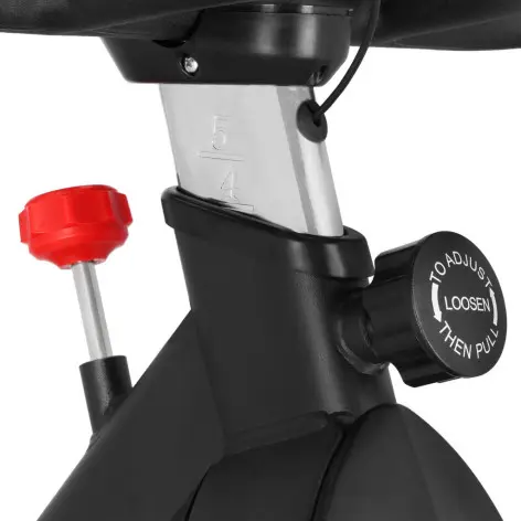 Vélo de spinning robuste avec réglages multiples - vue 5