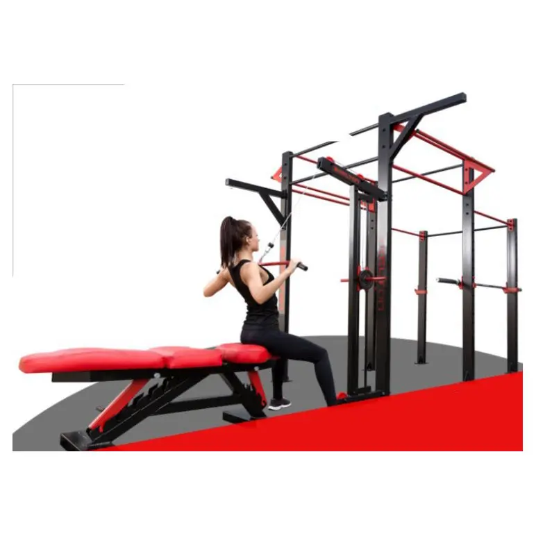 Cage de cross-training avec poste à poulie