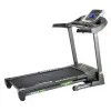 Tapis de course pliable pour séance de cardio explosive en salle de sport.