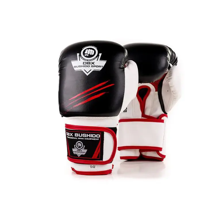 Paire gants de sports de combat en cuir synthétique