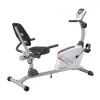 Vélo de fitness pour séance complète de cardio avec haute résistance.