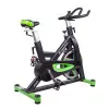 Vélo de spinning avec volant d'inertie de 20 kg pour training sportif en home-gym.
