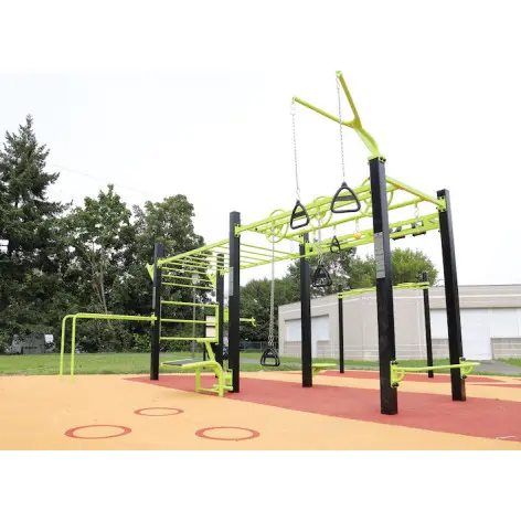 Grand circuit de Street Workout avec 14 postes - vue 4