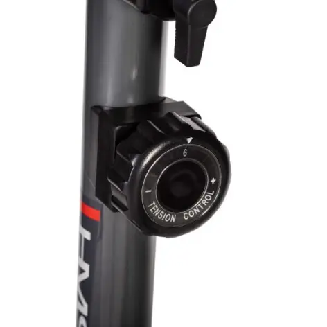 Vélo d'appartement pour entraînement home gym - vue 4