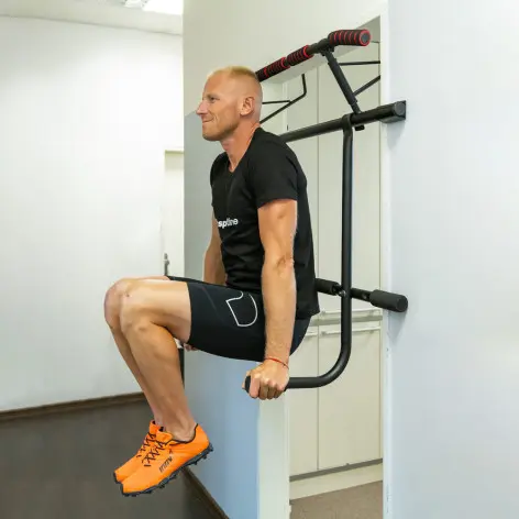 Barre de traction fixation porte - vue 4