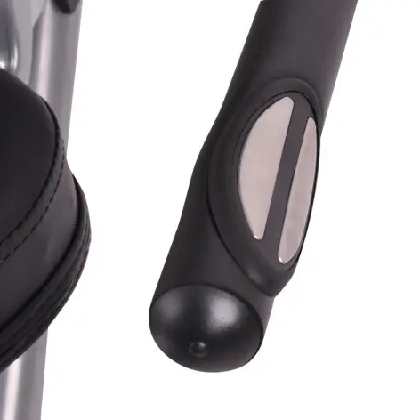 Vélo d'appartement position couchée pour sessions de cardio en salle de sport publique ou privée. - vue 17