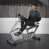 Vélo d'appartement position couchée pour sessions de cardio en salle de sport publique ou privée. - vue 18