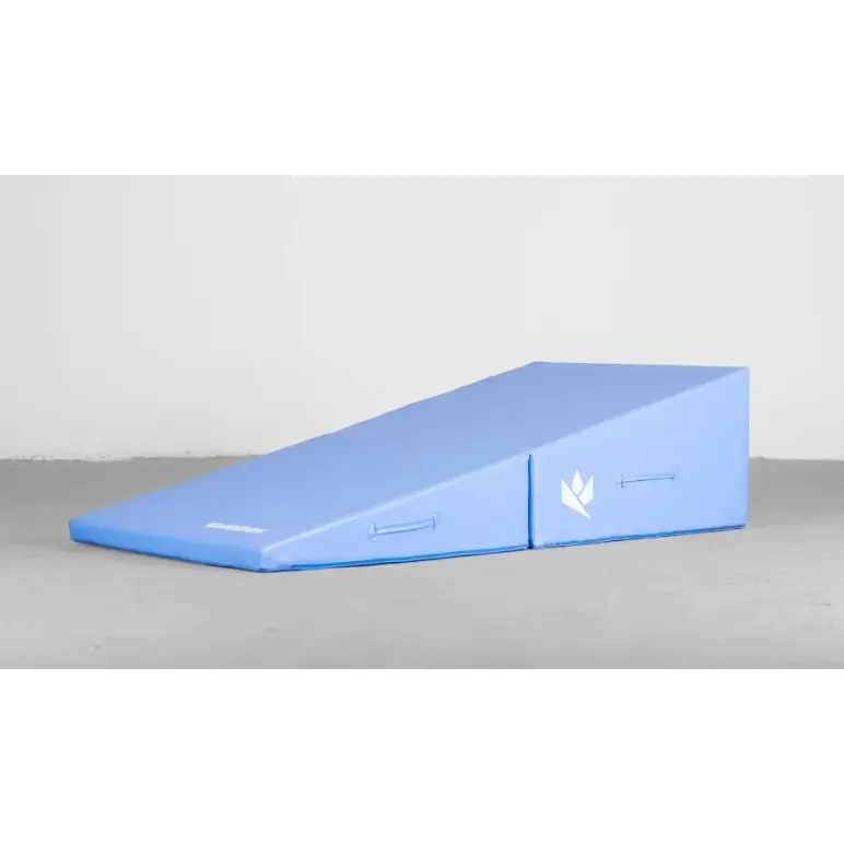 Tapis en mousse incliné pour apprentissage des roulades