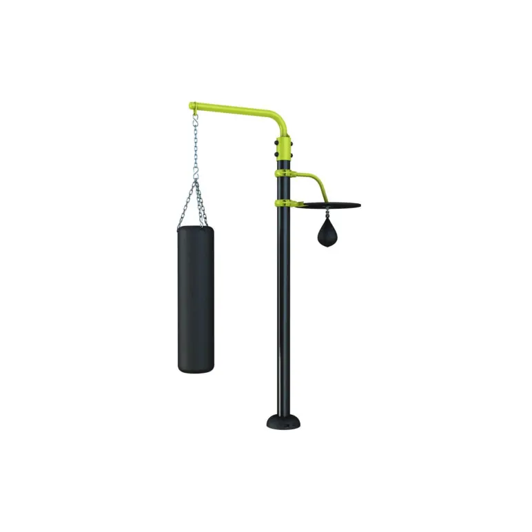 Station outdoor pour pratique des arts martiaux