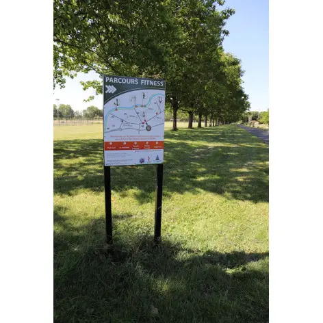 Panneau d'information personnalisable pour aire de street workout - vue 3