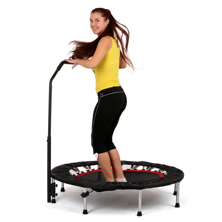Trampoline de fitness pour homegym avec digitalisation et guidon - capacité de 110 kg - vue 1