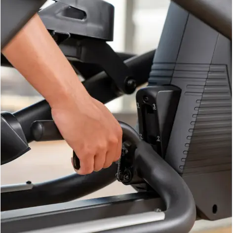 Vélo de cardio STEPPER de qualité professionnelle - vue 7