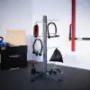 Colonne de rangement pour accessoires de training avec 8 crochets - vue 6