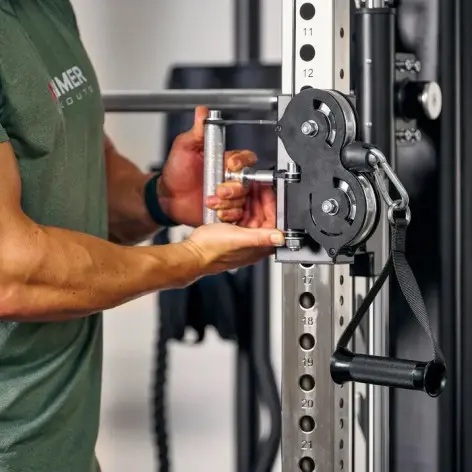 Station de musculation à double poulie - vue 12