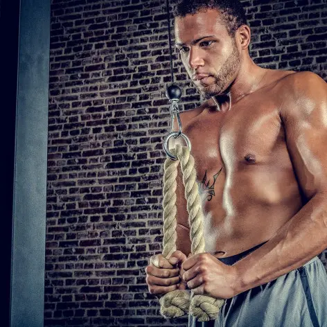 Corde naturelle pour musculation des triceps à la poulie - vue 4