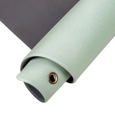 Tapis avec surface à mémoire de forme