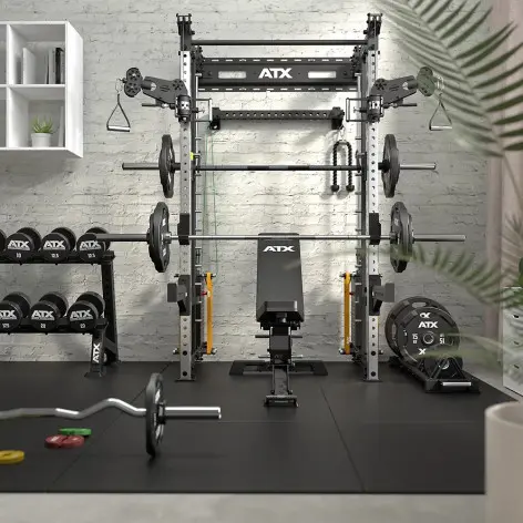 Station de musculation avec barres et câbles variés