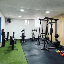 Équipements de cardio et de musculation pour salles de sport commerciales - Professionnels de santé.