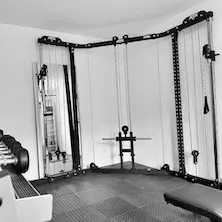 Station vis à vis à poulie crossover pour exercices de tirage divers ATX