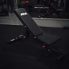 Inspiration salle de renforcement musculaire ATX avec banc de musculation ATX