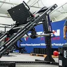 Leg press machine combo hack squat 2 en 1 de marque ATX pour entraînements de musculation en homegym ou gym