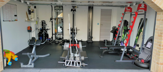 Inspiration garage-gym : La salle d’entraînement à domicile de Nicolas